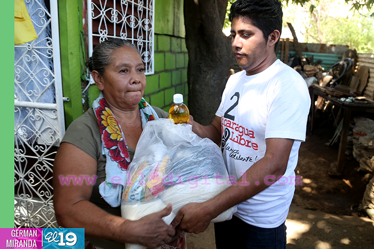 Gran despliegue de amor y solidaridad durante entrega de paquetes alimentarios a familias de Managua